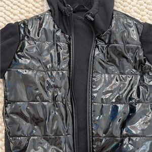 ALO Yoga Black Shiny Puffer Jacket